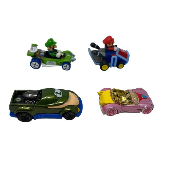 Mario Kart Hot Wheels Lot of 4 Princess Peach, Mario, Luigi Diecast Toy Cars - Picture 2 of 6